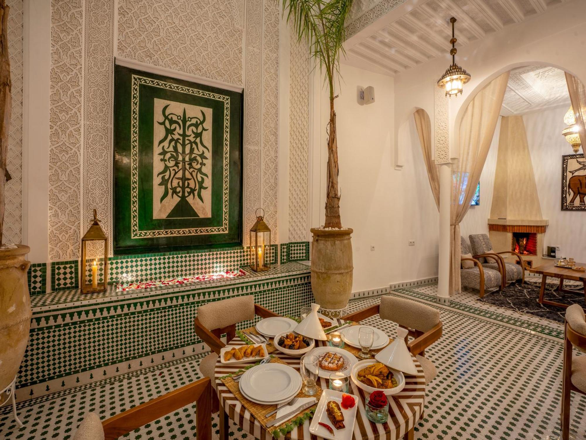 Dar Al-Famila Hamam & Spa Marrakesh Bagian luar foto