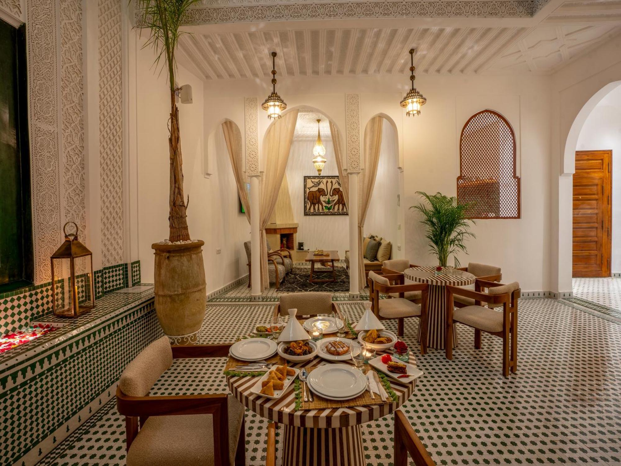 Dar Al-Famila Hamam & Spa Marrakesh Bagian luar foto
