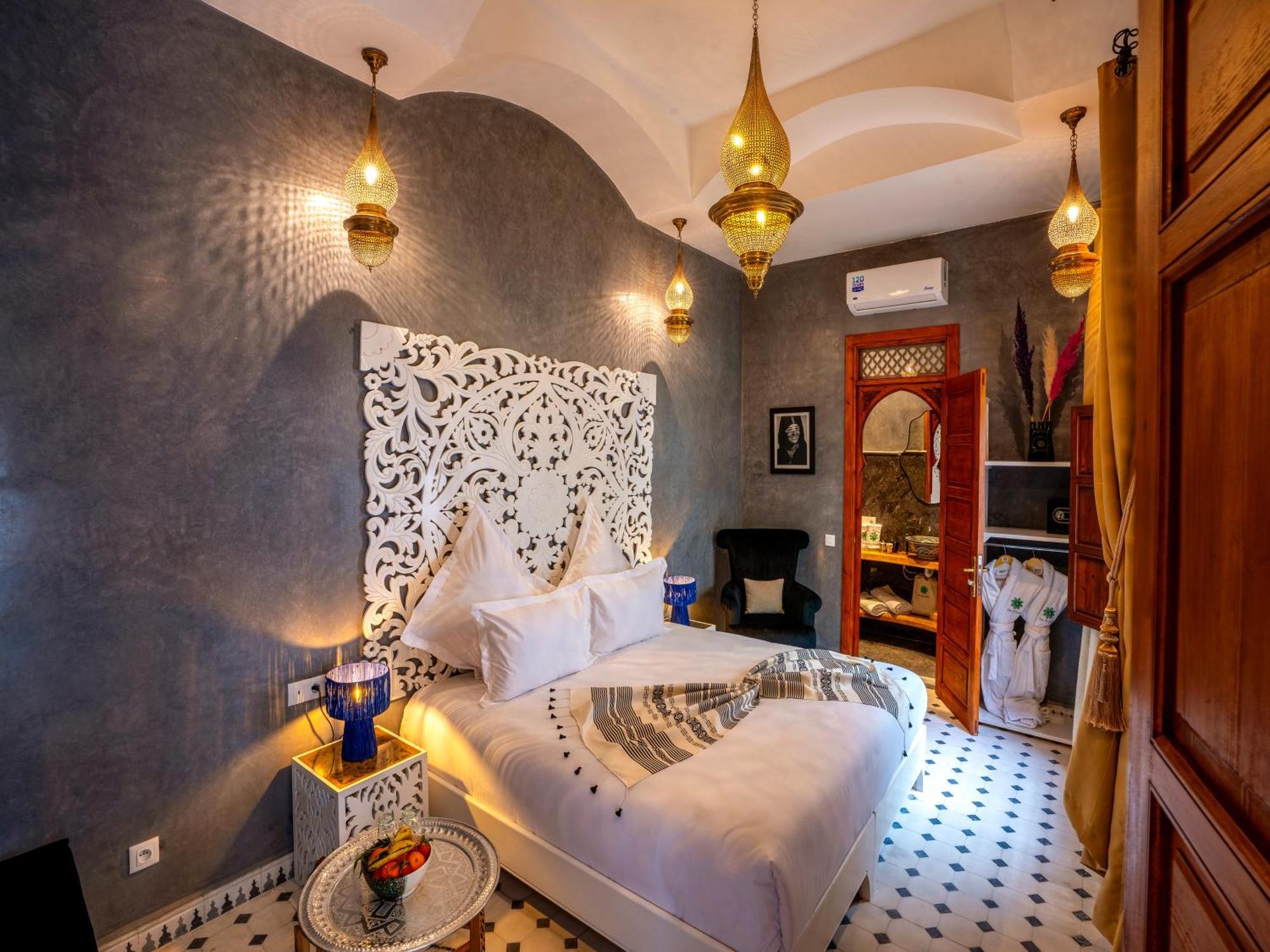Dar Al-Famila Hamam & Spa Marrakesh Bagian luar foto
