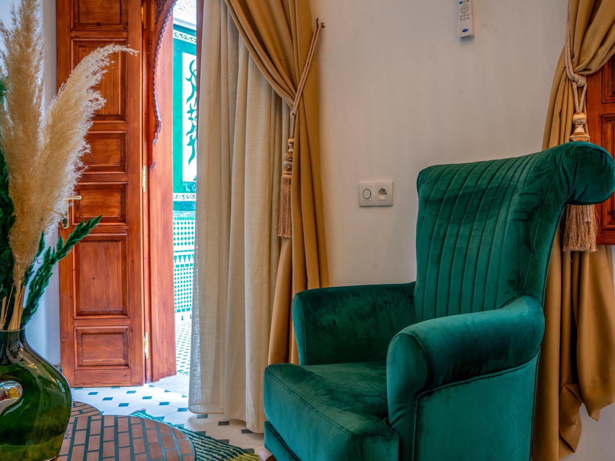 Dar Al-Famila Hamam & Spa Marrakesh Bagian luar foto
