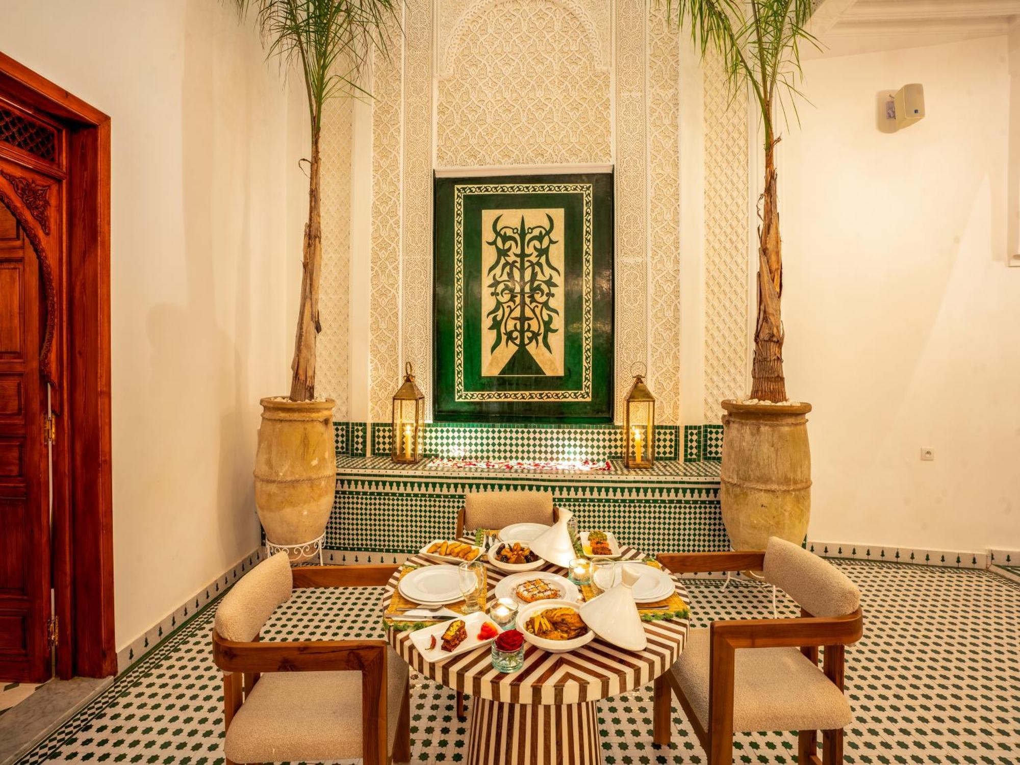 Dar Al-Famila Hamam & Spa Marrakesh Bagian luar foto