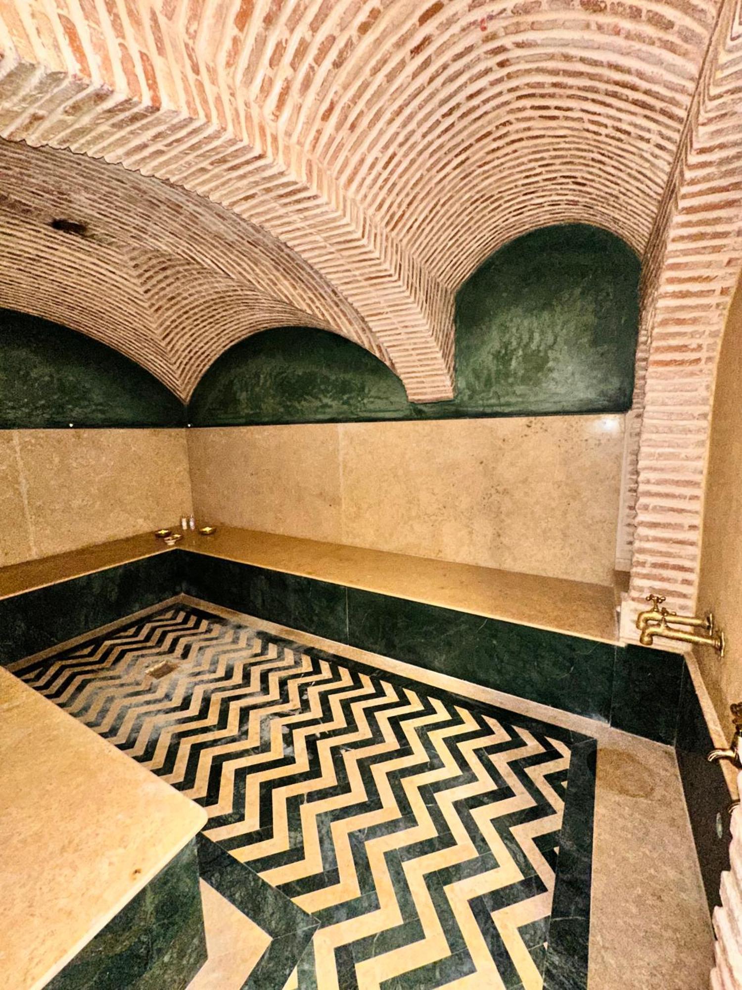 Dar Al-Famila Hamam & Spa Marrakesh Bagian luar foto