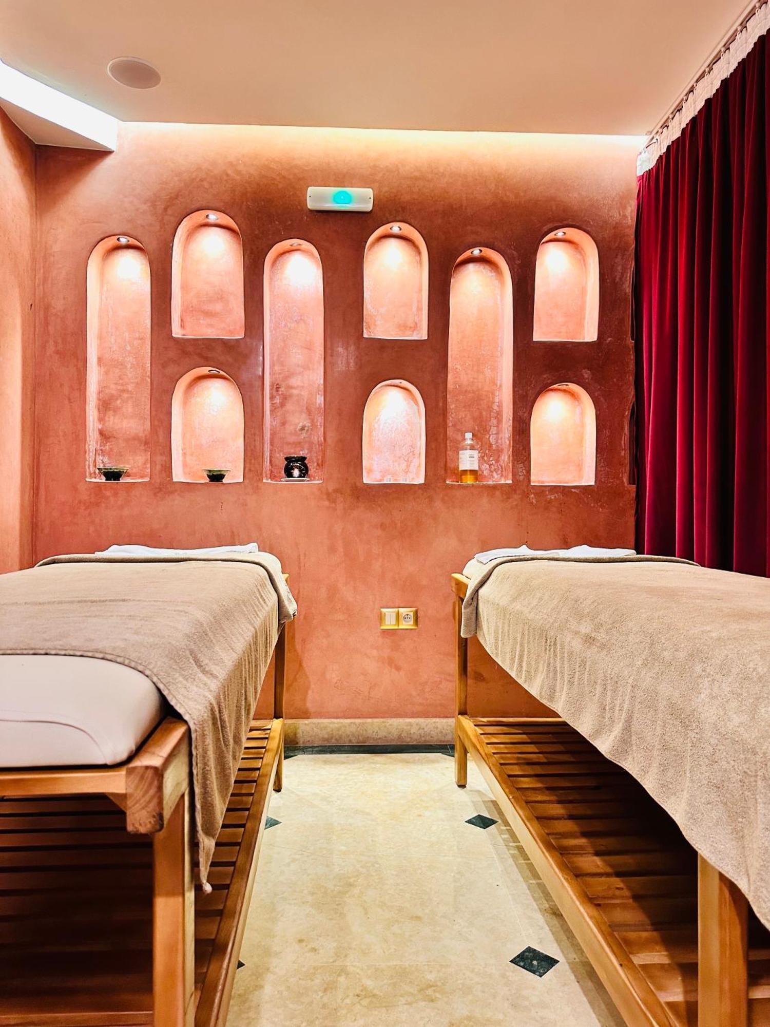 Dar Al-Famila Hamam & Spa Marrakesh Bagian luar foto